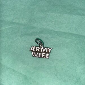 Army Wife chain charm 🖤